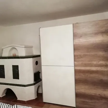 Thresi Leo Apartment