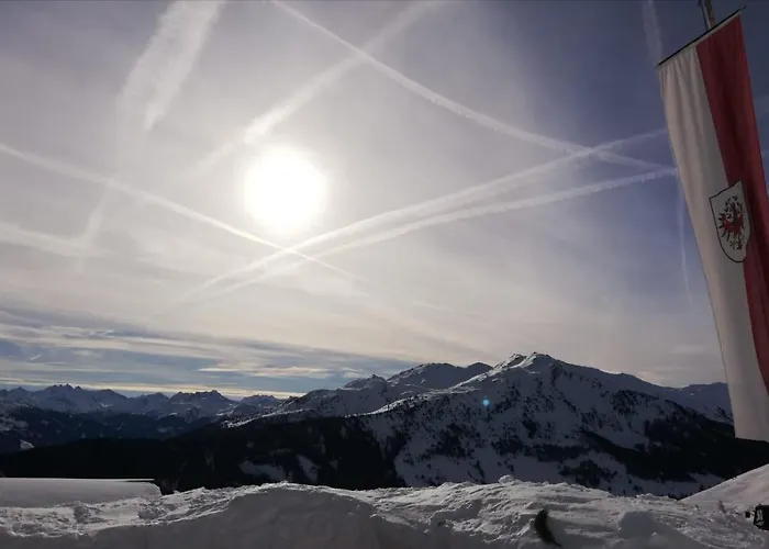 Thresi Leo דירה *